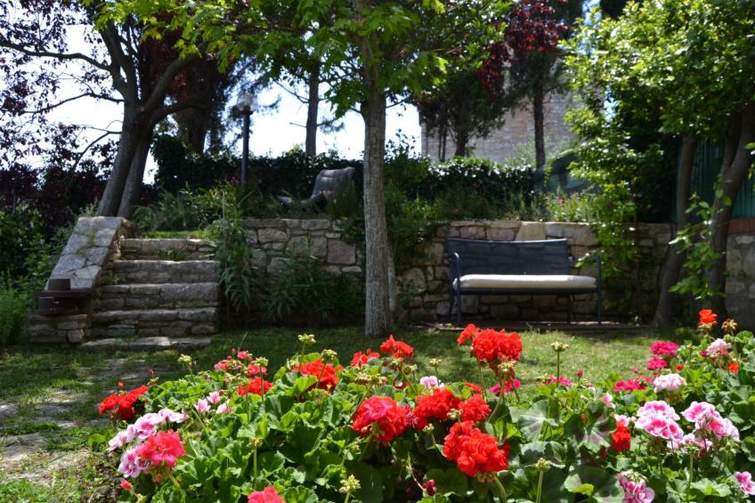 Altes Steinhaus mit Garten - foto 36