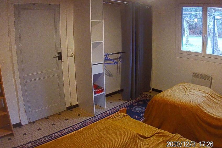 Großes Ferienhaus in Mézos mit Großer Terrasse - foto 10