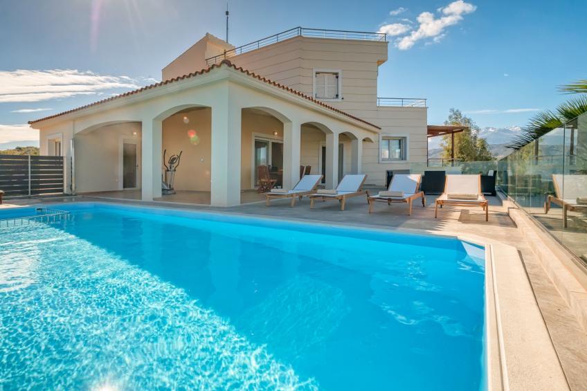 Karmilos Hill Villa - absolute Privatsphäre