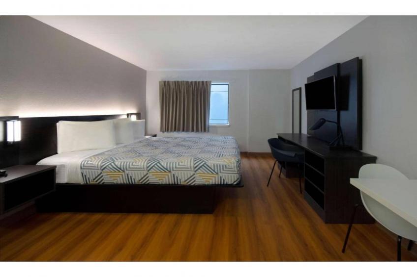 2 Queen Beds  Non-Smoking - foto 26