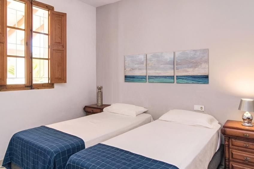 Finca "Valls" mit Garten, Grill und Terrasse - foto 28