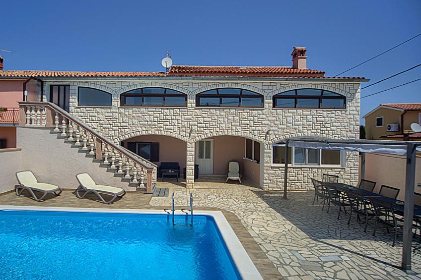 Villa mit Garten, Grill und Terrasse - foto 9