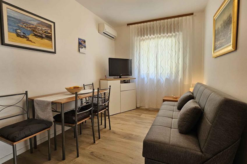 Vakantiewoning Een slaapkamer appartement met terras - VW-9C65 - foto 9