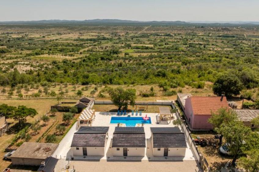 Unique Villa V with pool - foto 17