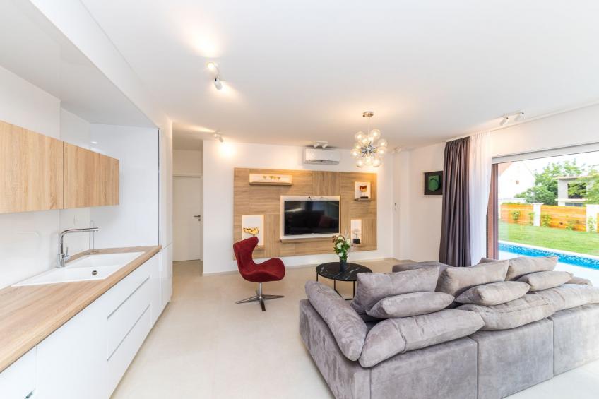 Modern eingerichtete Villa Ingrid mit beheiztem Pool - foto 12