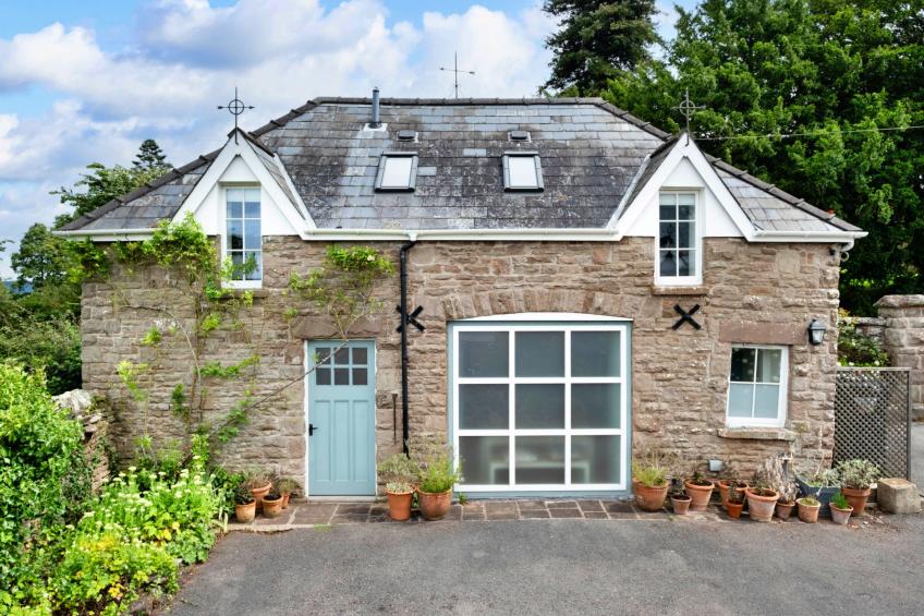 Coach House Wellbeing Retreat