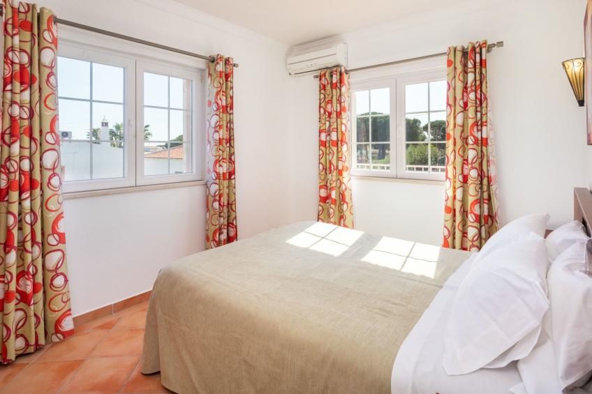 4-Schlafzimmer-Villa R2, Garten, Pool, Strand - foto 16