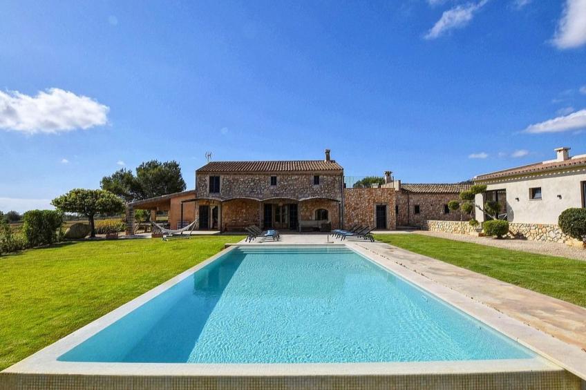 Luxuriöse Finca im modernen Stil mit Pool und Klimaanlage - foto 8