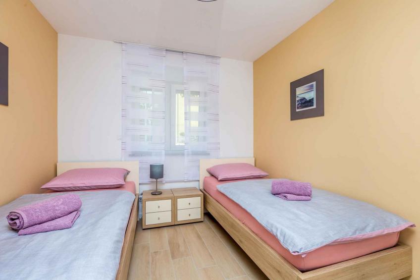 Vakantiehuis met zwembad - VW-DV4YJ - foto 24