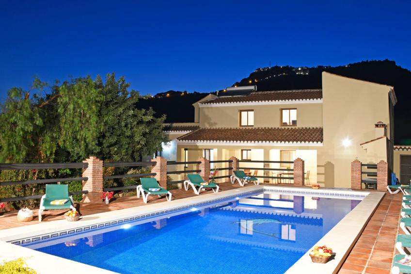 Villa Los Poyatos, beheizter Pool, Wifi, AC,BBQ - foto 6