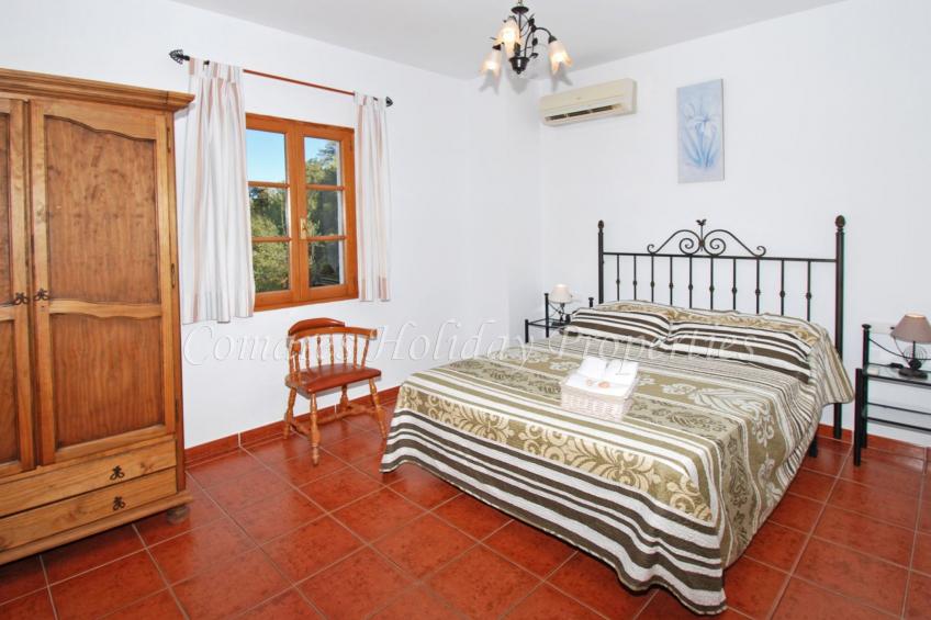 Villa Los Pinos, Beheizter Pool, Wifi, AC, BBQ - foto 11