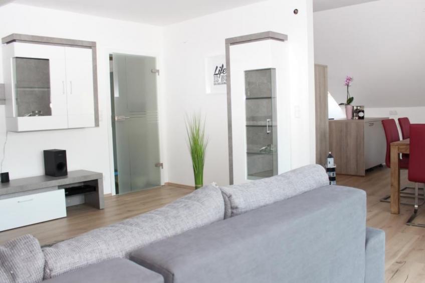 Nettes Ferienhaus in Hemfurth-Edersee mit Großer Terrasse