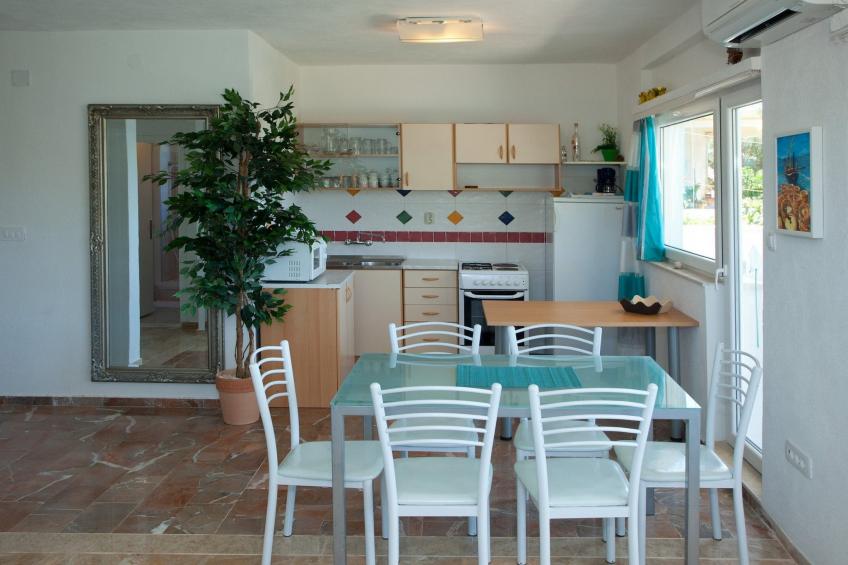 Wonderful Visinisce Apartments with Terrace and Sea Views - Standard Three Bedroom Apartment (Owner 2) - foto 5