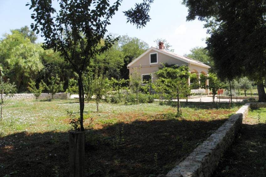 Am Fluss gelegenes Haus mit Galerieschlafplätzen - foto 5