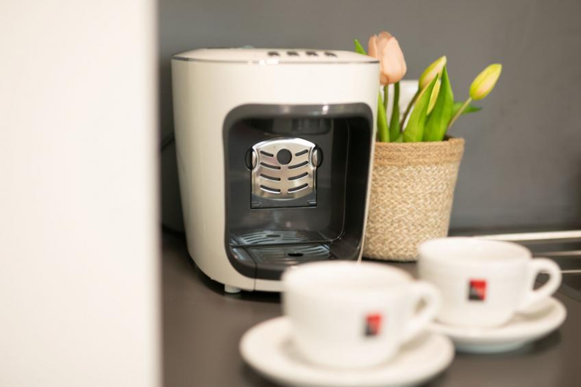 Moderne Wohnung in Kaisermühlen mit Garten und Panoramablick - foto 14