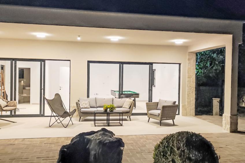 Freistehendes Ferienhaus in Duge Njive mit Privatem Pool - foto 9