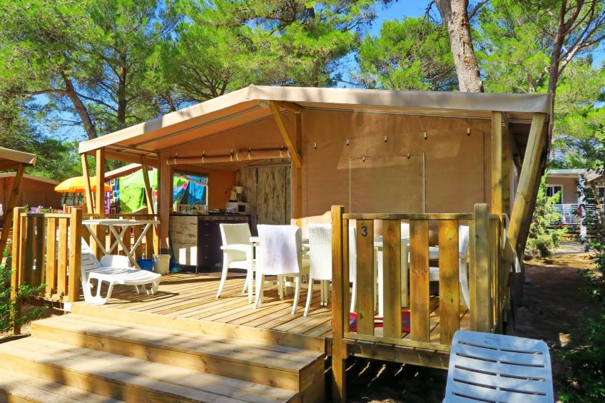 Mobile Homes Zaton Holiday Resort, Zaton-Nin|Glamping Tent, 4+1, ca. 41,25 qm, für 5 Pers.