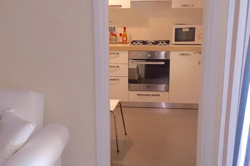 Wohnung mit großer privater Terrasse im Grünen - foto 12