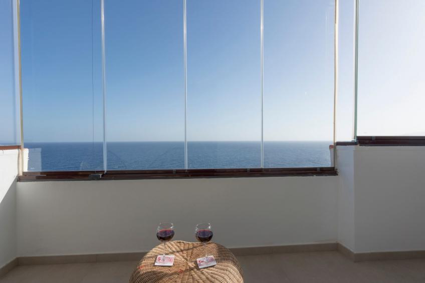 Helle Wohnung mit atemberaubender Aussicht auf das Meer und den Strand - foto 19