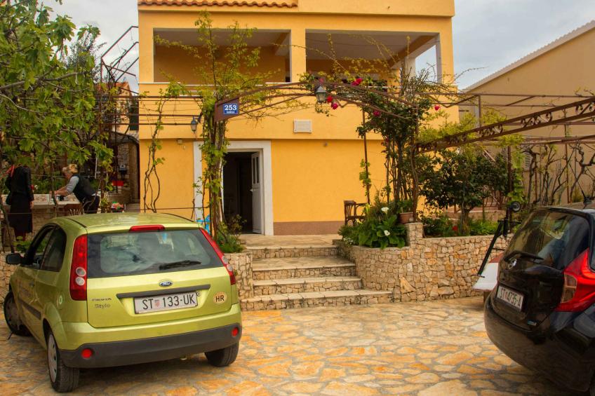 Holiday apartment with terrace and barbecue - BF-BRWY5 - foto 7