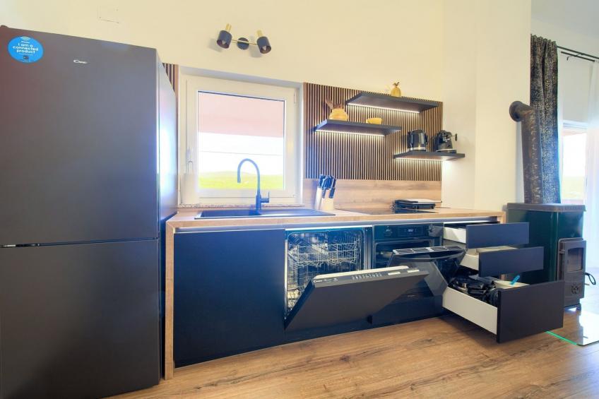 Elegant and Vibrant Apartment with Terrace and Sea View - Two Bedroom Apartment with Terrace and Sea View - foto 11