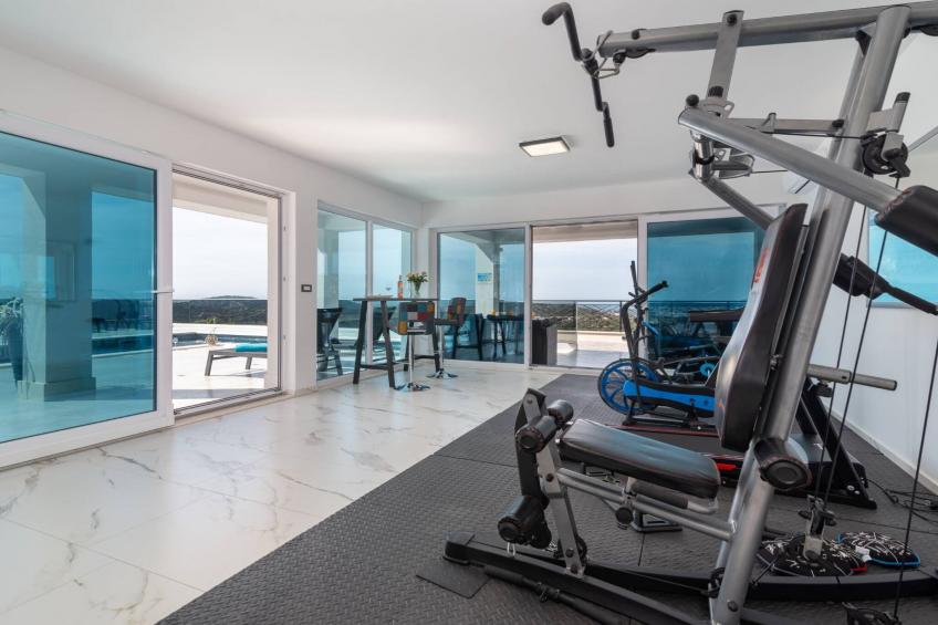 Luminous Infinity Villa with Pool and Gym - Six Bedroom Villa with Pool - foto 45