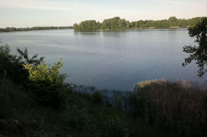 mit eingezäuntem Grundstück am Wasser - foto 12