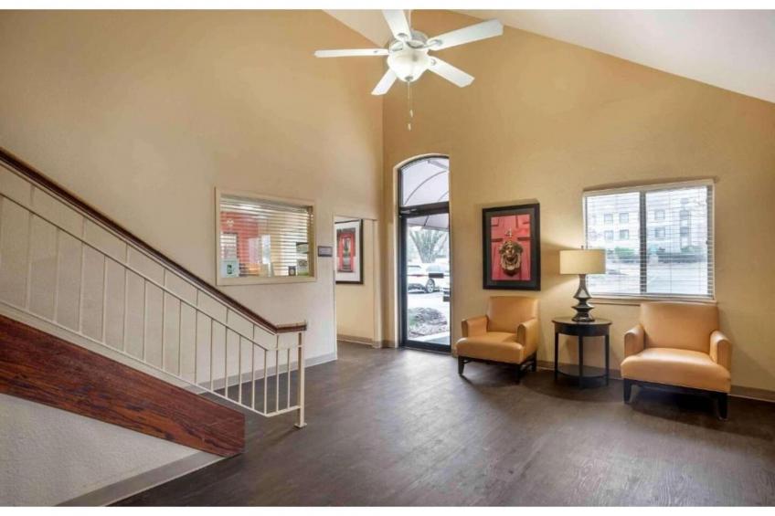 1 Queen Bed | Non-Smoking, Kitchen - foto 76