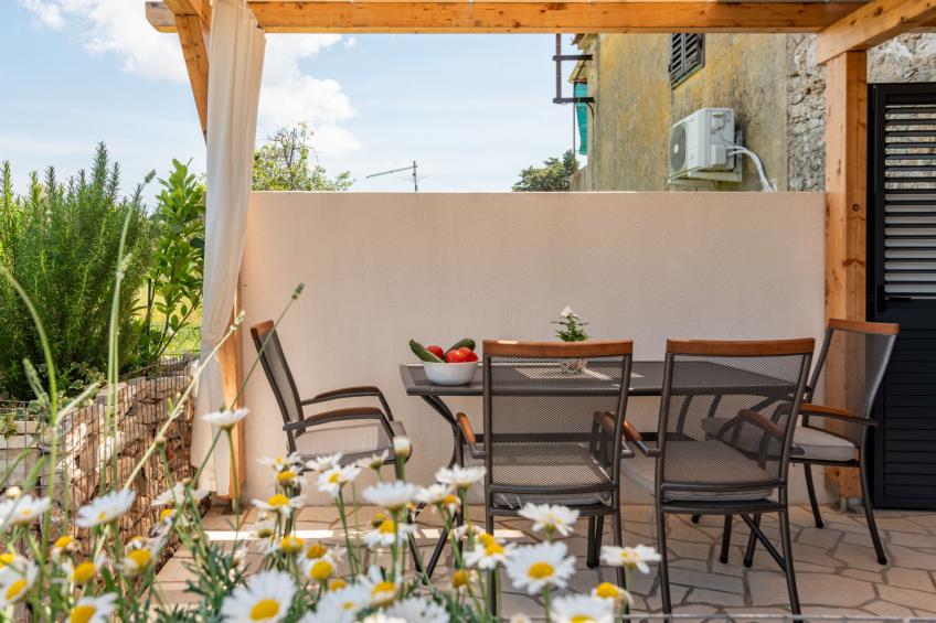 Apartment Varos 2+1 with shared pool - foto 18