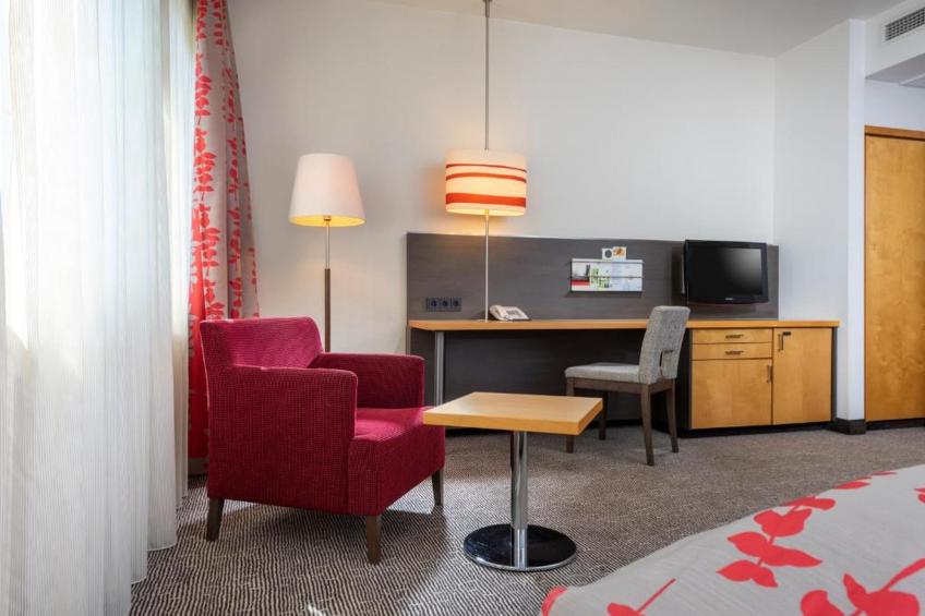 Sunday Frankfurt Wheelchair Accessible Room - foto 4