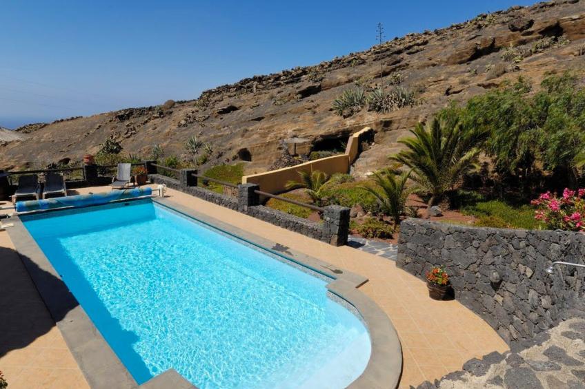 Schlafen in einer vulkanischen Höhle - foto 75