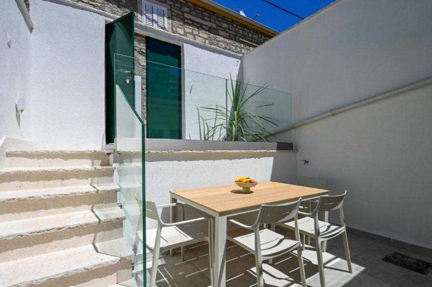Apartman Dolce - Apartment With Terrace And Balcony - foto 18