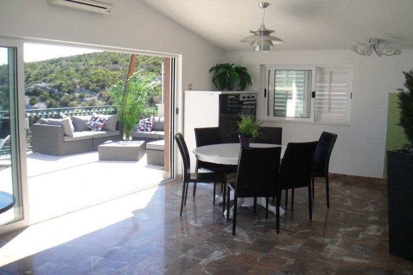 Wonderful Visinisce Apartments with Terrace and Sea Views - Comfort Two Bedroom Apartment (Owner 3) - foto 4