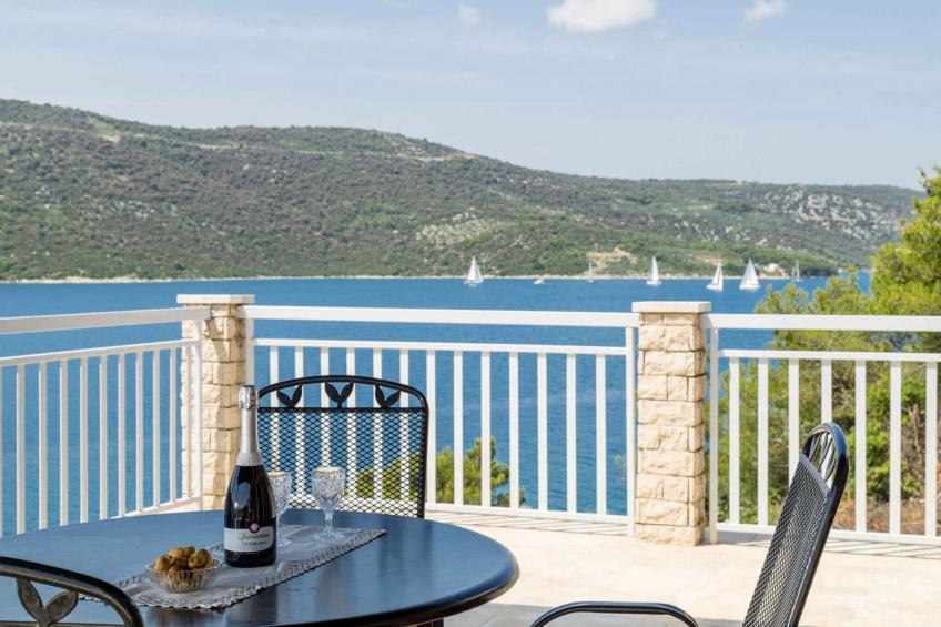 Holiday home with pool, with sea view - BF-GWZNZ - foto 5