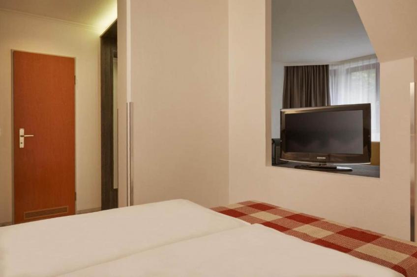 Sumday Hotel Nürnberg Studio - foto 21