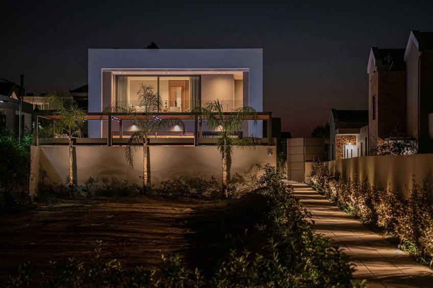 Sancy Luxury Villa-400m Strand, ''Beheizter'' Pool, Fitnessraum - foto 71