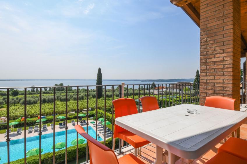 Wohnung mit Balkon, Garten und Seeblick - foto 28