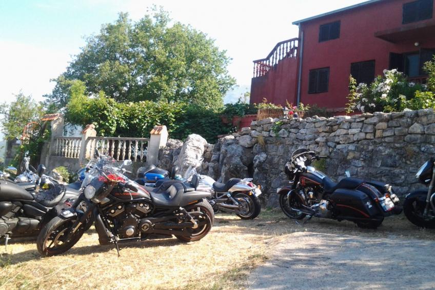 "Hrabri Vuk" mit Garten und Terrasse - foto 15