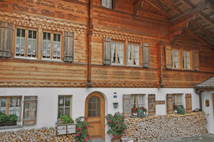 Chalet Bodenweg Appartement/Fewo, Bad, WC, 1 Schlafraum 1-Zimmerwohnung