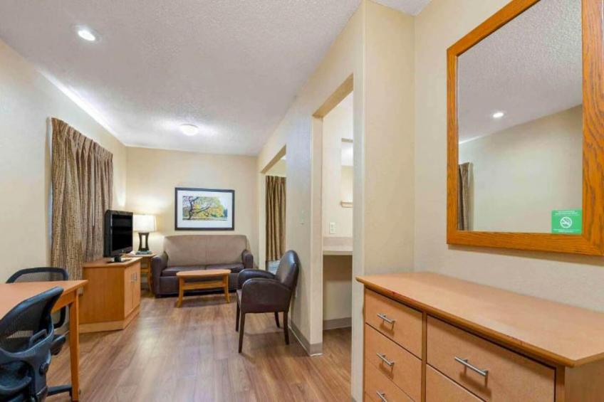 2 Queen Beds | Non-Smoking, Kitchen - foto 19