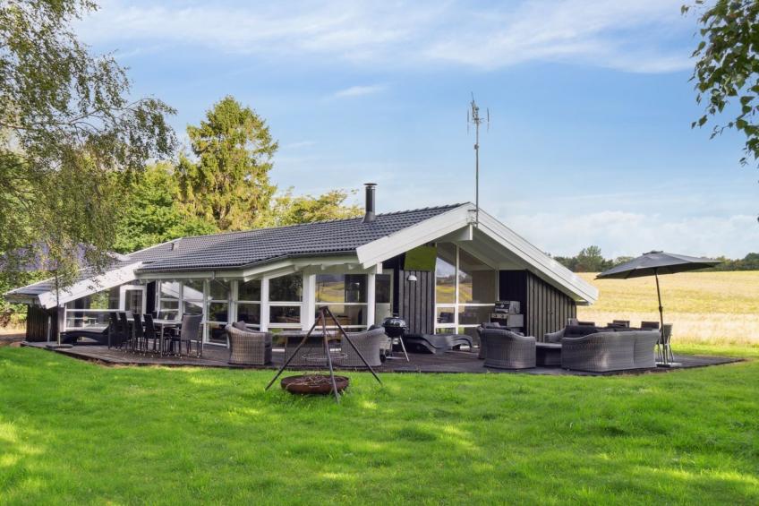 "Rik" - 350m from the sea in Sealand