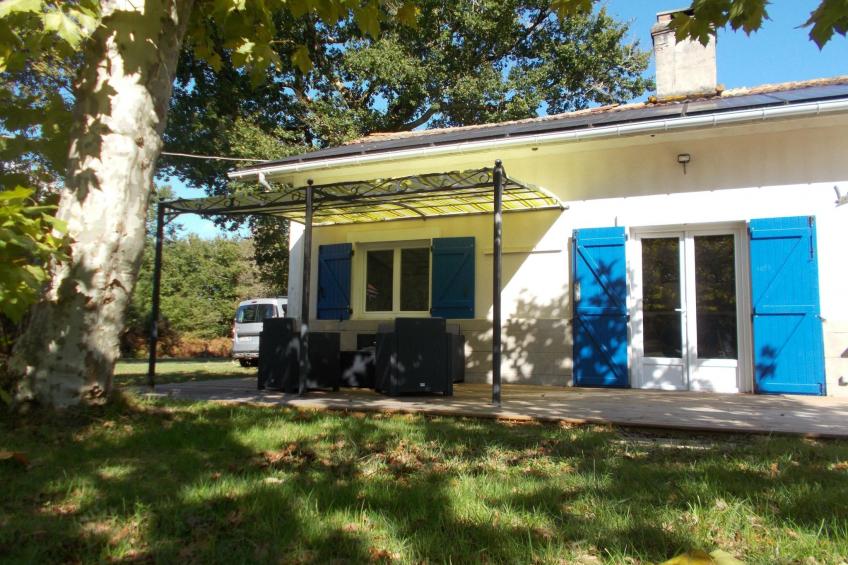 Großes Ferienhaus in Mézos mit Großer Terrasse - foto 20