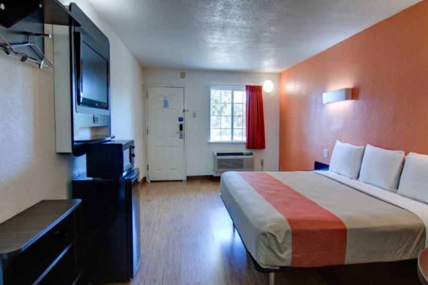 2 Queen Beds  Non-Smoking - foto 7