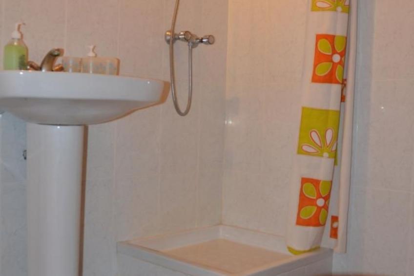 Sehr helle Villa in Strandnähe mit großem Garten und überdachter Terrasse - foto 29