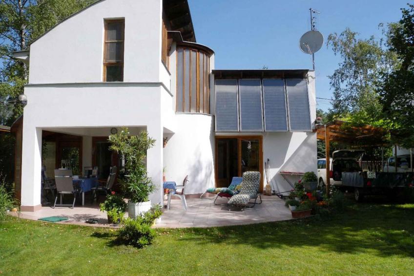Vakantiehuis met tuin en tuindouche - VW-P8XF
