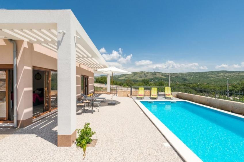 Villa Longfield mit privaten Pool und Sauna