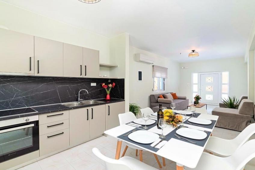 Villa "Etoile Villa" mit Blick auf das Wasser - foto 16