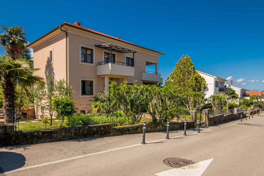 Vakantiewoning in het centrum van Njivice - BF-RR6CY - foto 3