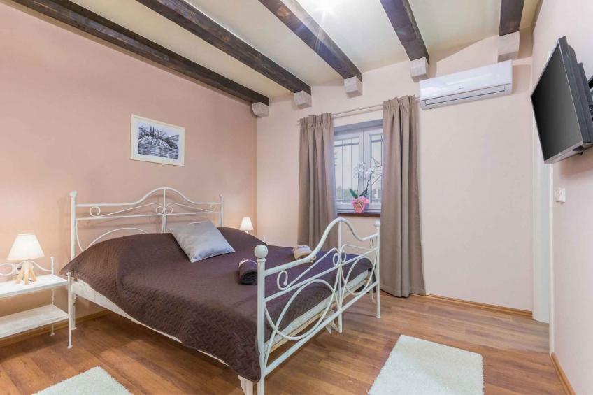 Villa met buitenzwembad - VW-DGRGJ - foto 16