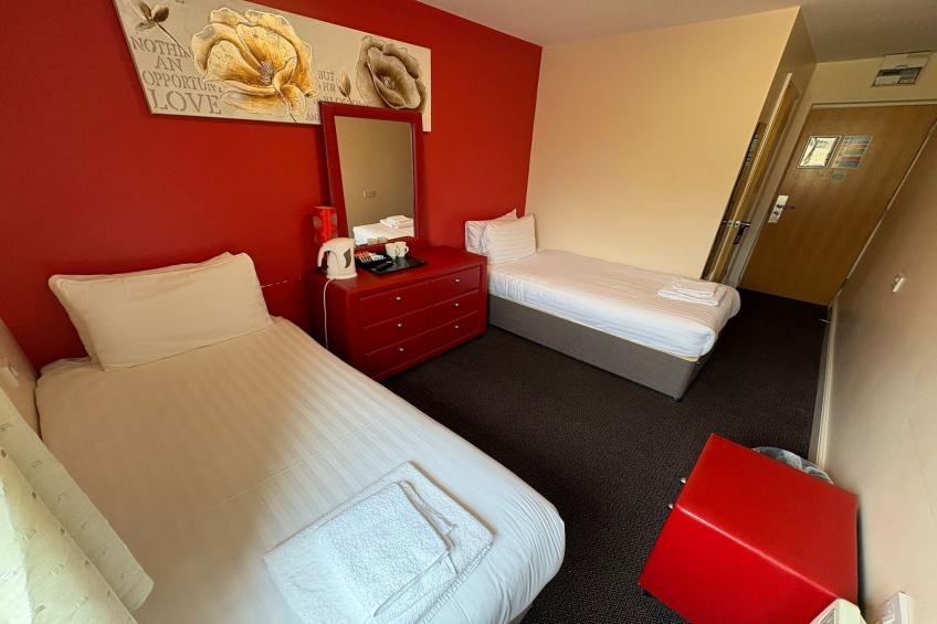 GO2 Gloucester Hotel by OYO  Double Room - foto 14
